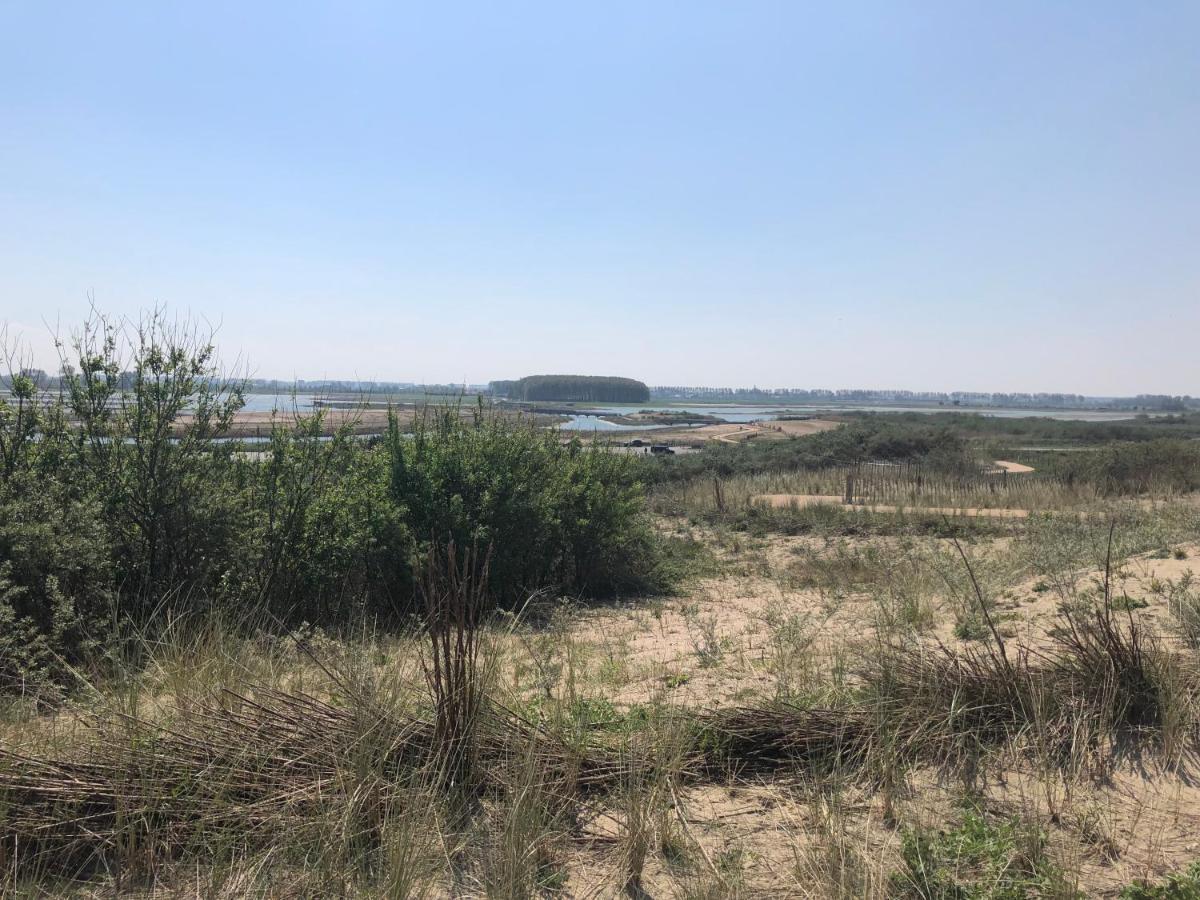 Appartement De Graanzolder Aan Zeeuwse Kust Hoofdplaat Dış mekan fotoğraf